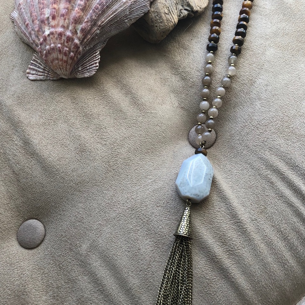 Anthropologie stone crystal tassel necklace NWT